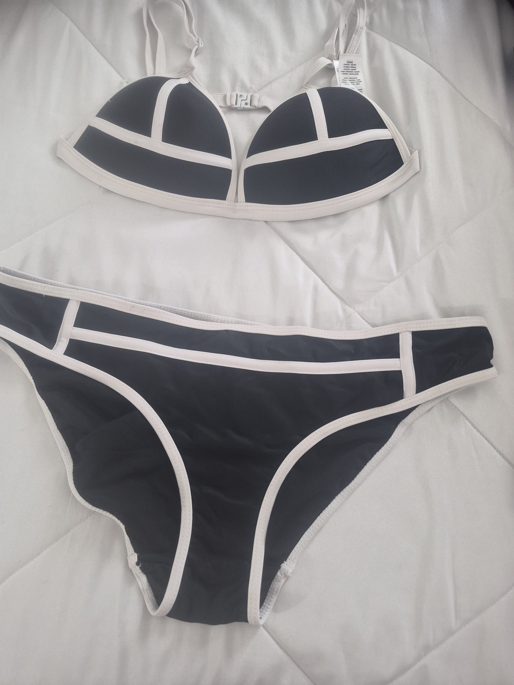 Black and White Contrast Trim Bikini Set